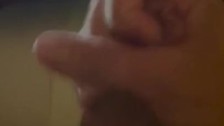 Une petite branlette en pensant à ma copine 