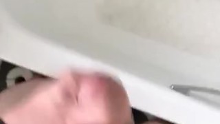 Cumming over the bath - Cummingcouple4u4u