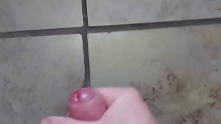 Before Shower Wank precum Squirting and then Cumshot Normal