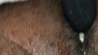 Pushing out cream