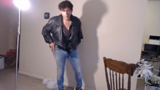 Smokin' Hot Leather Jerkoff with Maolo!!!