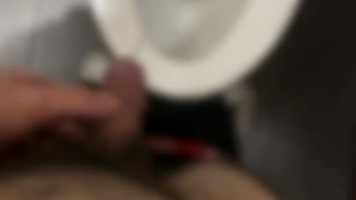 久しぶりに神戸で1人飲み　ムラムラしてトイレでオナニーの前に放尿