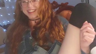 Squirting redhead makes a creamy mess