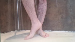 Shower foot fetish fun 