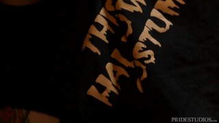 Muscle Hunk Sucks The Cock Of The Halloween Serial Fucker - ExtraBigDicks