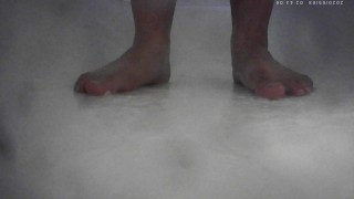 Shower Feet
