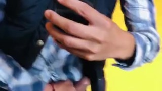 Papi vaquero solo mostrando verga dura 