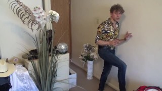 Direct Dude asks Maolo for Stripping & Jerkoff Session!