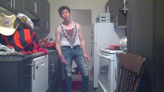 Adult Park XXX Threesome with Jogger Hunk Maolo!