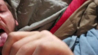 Self blinding facial cum eat