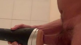 Trying Satisfyer in bath