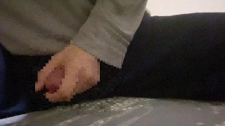 編集中にムラムラしちゃう変態日本人男子