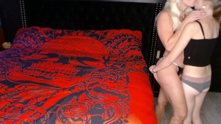 Face Riding; Milf Squirts in Petite Girls Mouth