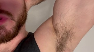 Macrophilia - giant shrinks slave and puts him in his armpit