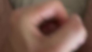 朝起きてムラムラしたから即シコ素人男性