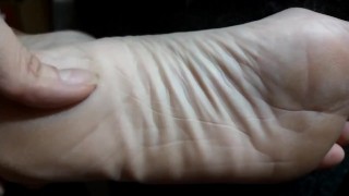 close up worship Tour of my left foot