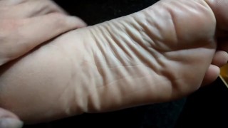 close up worship Tour of my left foot