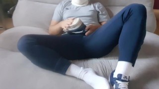 Teen jerks off in sneax and socks