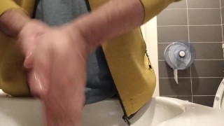 fast piss in sink in public toilet