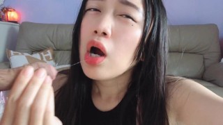 巨乳女學生真實約砲口爆實錄Big breasts schoolgirl real appointment Cum in mouth