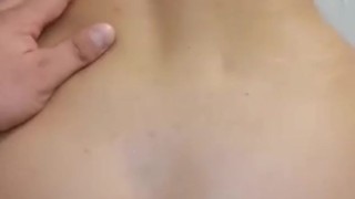 Le piace scopare in culo, chiede al suo ragazzo di metterle il cazzo nel culo.Love anal Alexis Queen
