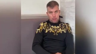 Jerking off in restaurant