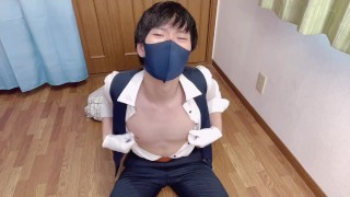 鑑定士、白手袋でチクニーして盛大にメスイキする。