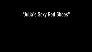 High Heels Busty Mommy Julia Ann Finger Fucks That MILF Muff