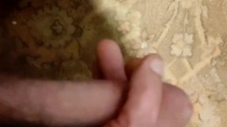 Течёт сперма