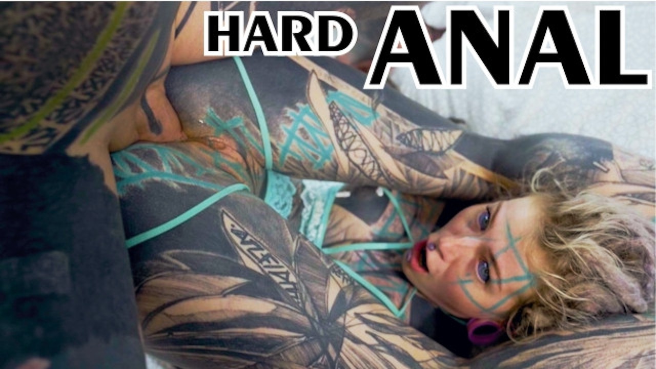 tattoo girl get fucked balls deep in her ass / ANAL, gape, prolapse, split  tounge - Video Porno Gratis - YouPorn