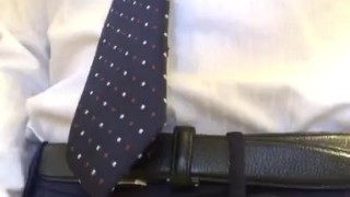 スーツでオナニー