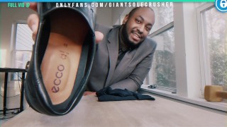 The Boss Makes You His Foot Slave