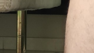 Español se folla una vagina de plastico al llegar de trabajar 