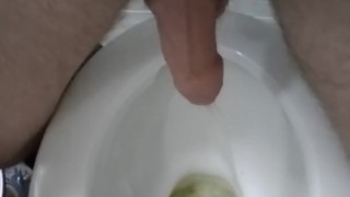 British Boy Pissing