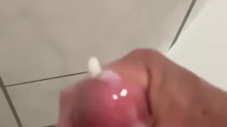 Twink multiple cumshot shower public