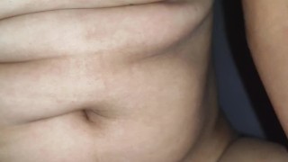 Raat ko Indian girl ko chod ke uske muh pe maari lund ke paani ki pichkari