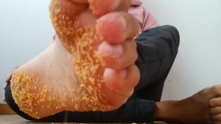 Doritos feet