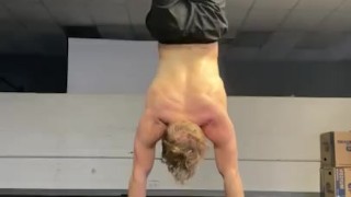 Hot guy doing handstand 