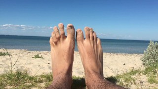 Feet in the air like I just don’t care