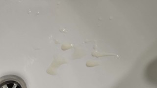 Wank and cum!