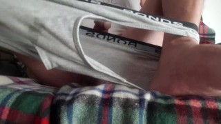 This Aussie dad loves to masturbate and cum for you