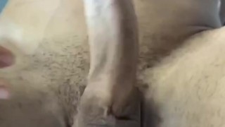 Carlos Effort se disfraza de policía para ti 