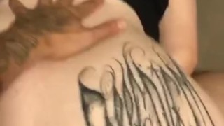 Peguei a gostosa de 4 e meti forte na buceta dela 