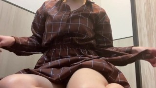 【個人撮影】ネカフェでオナニーしてたら気持ち良くて盛大にイッちゃった///イキ潮は公式サイトで♡
