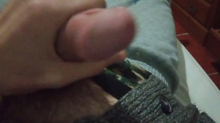 Paja en la cama, muy rico