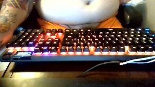 Escaped Prisoner 🏡 Invades Home & Masturbates on there Laptop Computer! 💻🩳 Caught on Webcam! 📹