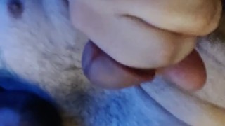 Tattooed Bear cums on his face