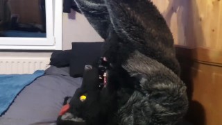 Horny murrsuiter can't help but give hiimself a handjob and cum in his own maw