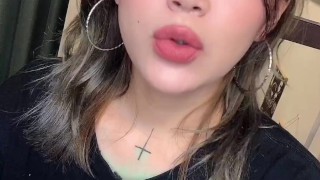 【喷泉主义】口交技巧：爱液的味道很奇怪？私处有异味的原因究竟是什么？女生下面味道太重？私密處如何保養大海的味道扑面而来！