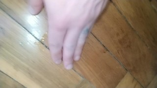 Cum on own feet and rubbing cum on soles